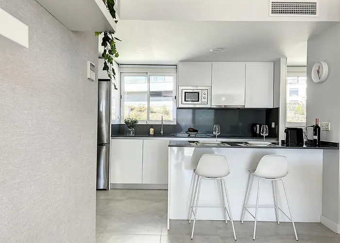Apartment Via Celere 2340 *